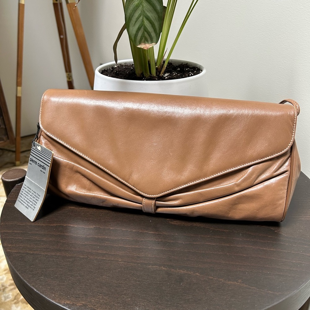 Tan Clutch Vintage Removable Strap